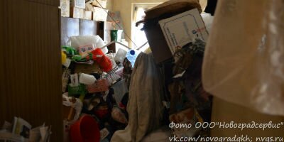 Семь КамАЗов мусора вывезли коммунальщики из квартиры в Новокуйбышевске