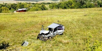 В Самарской области «девятка» опрокинулась на трассе: погиб водитель