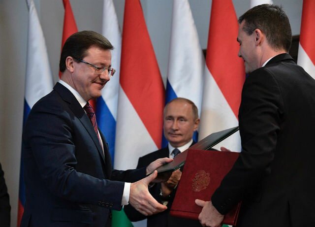 Церемония прошла в присутствии глав государств России и Венгрии