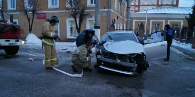 Маленькая сызрань. Авария в столб в Сызрани сегодня. Сызрань Криминальная хроника за месяц. Маленькая Сызрань последние новости Криминальная хроника.